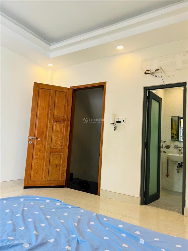 Mặt tiền đỗ xuân hợp  ngang khủng 12m, khu kinh doanh sầm uất, tiềm năng cao, dt lớn, hơn 70 tỷ