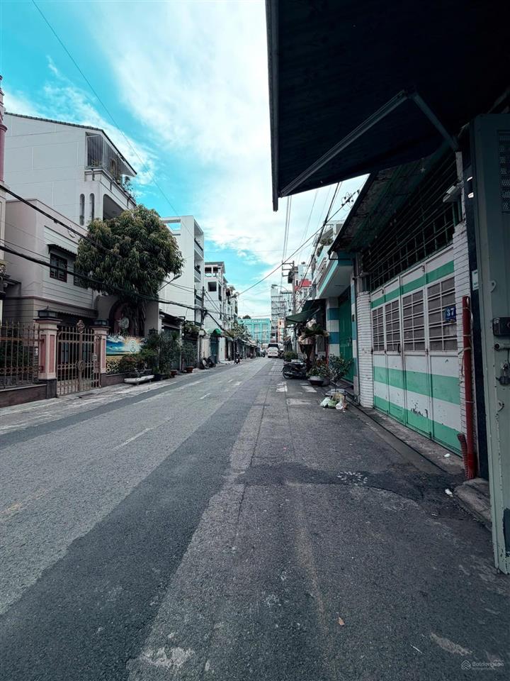 Bán nhà đường long hưng, tân bình, lung linh xa hoa, kêu sa lộng lẫy, 5 tầng thang máy giá 23 tỷ.