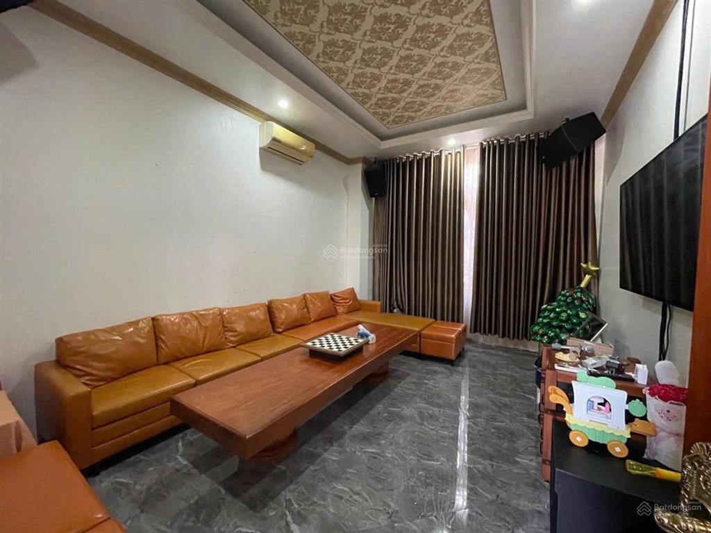 Bán biệt thự q2 nguyễn thị định dt đến gần 700m2 giá 40 tỷ, đẳng cấp xa hoa, kêu sa loingj lẫy