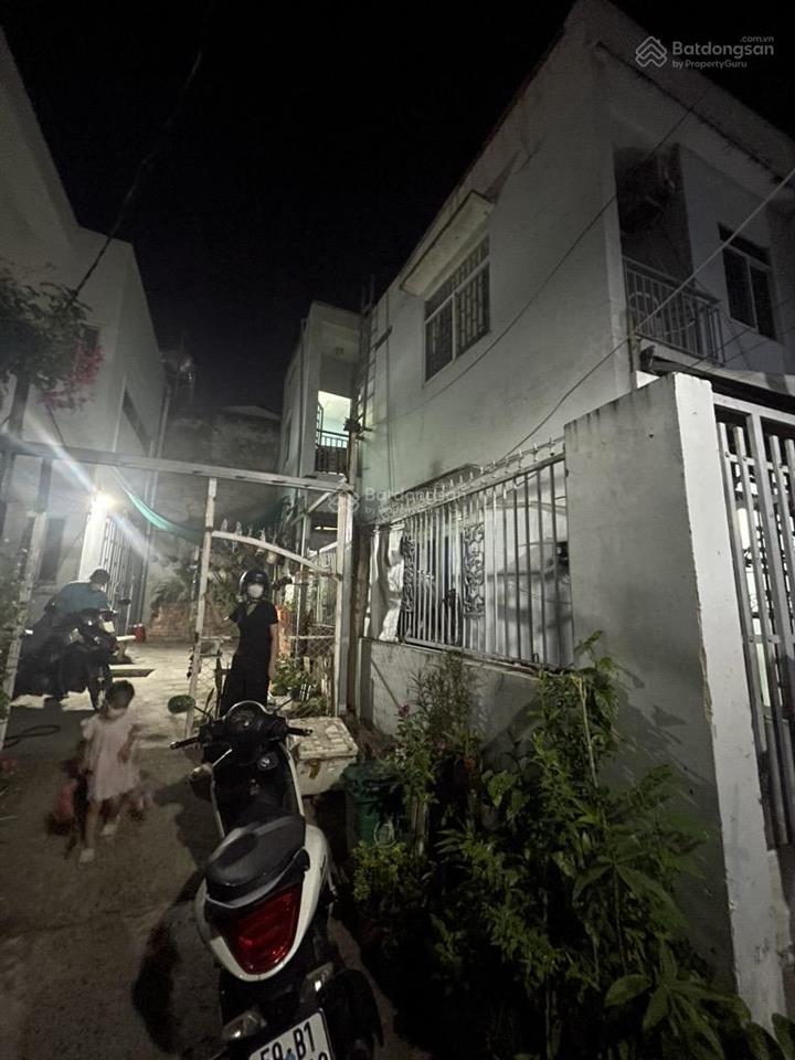 Chính chủ cần bán gấp căn nhà đường số 14 phường bình trưng, diện tích 72,6m², giá 5,2 tỷ, cách ndt
