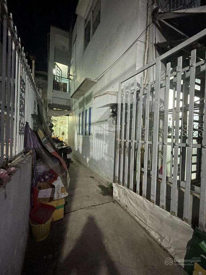 Chính chủ cần bán gấp căn nhà đường số 14 phường bình trưng, diện tích 72,6m², giá 5,2 tỷ, cách ndt