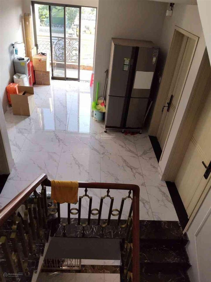 Biệt thự sân vườn góc 2 mặt tiền bưng ông thoàn, cách nguyễn duy trinh chỉ 300m, dt 546m, 49 tỷ
