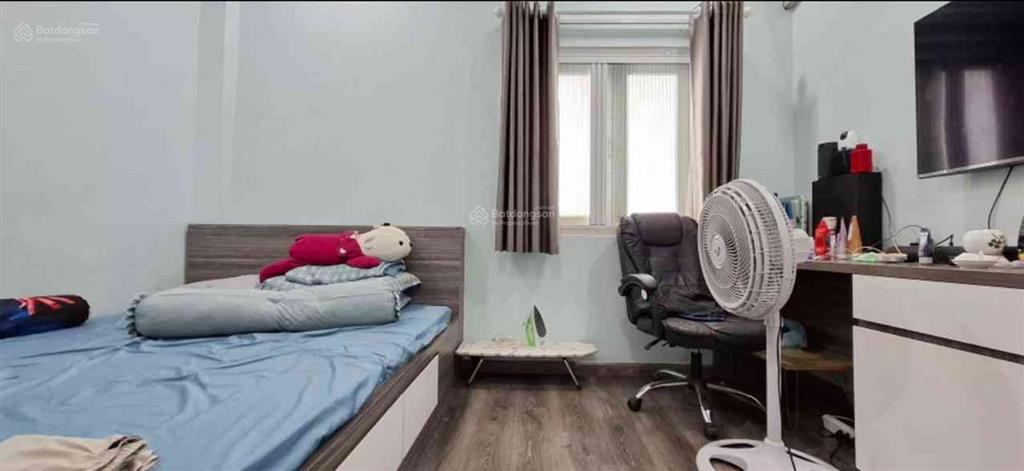Hẻm ô tô ngay lê văn thịnh q2, ngang 8m kết cấu 4 tầng, tiện ở và kd, giá 12,5 tỷ ngang hiếm đến 8m