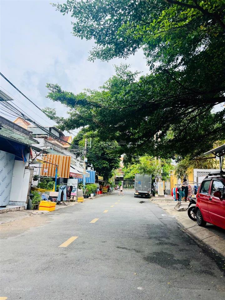 Siêu hiếm  đẹp diện tích to 688m, khu dân trí cao cách đỗ xuân hợp 160m. giá 60 tỷ còn tl