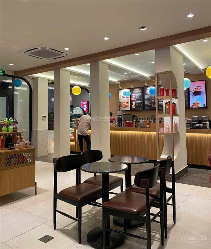 Nhà cực phẩm mặt tiền kd kênh tân hóa, 3 tầng, 220m2, khu vực tiềm năng, giá chào 29,x tỷ