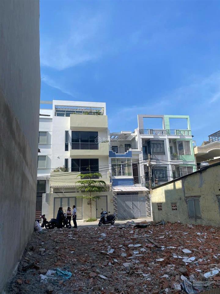 2 mt trước sau, 4x16m dương quảng hàm, mật độ xd 99% đất, xây 7 tầng.