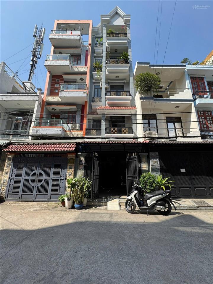 Mặt tiền giá hẻm, 4,2x21m 5 tầng. kế emart, p11, gò vấp