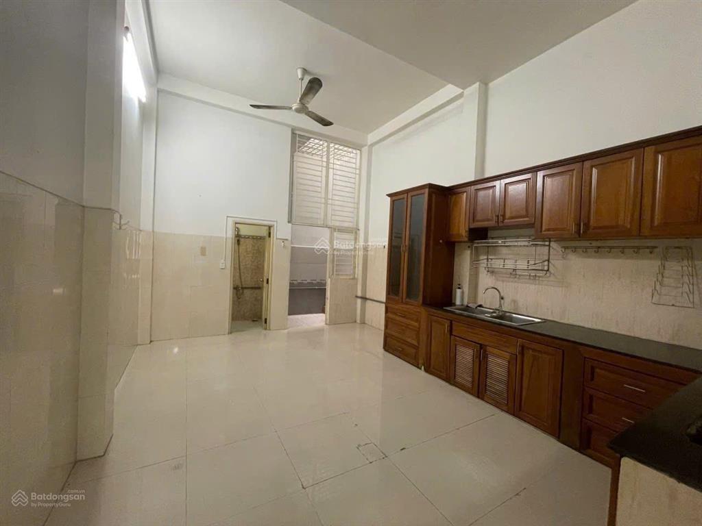 Mặt tiền kinh doanh 4x15m, 4 tầng, đường số 9, p16. giá chỉ 7 tỷ
