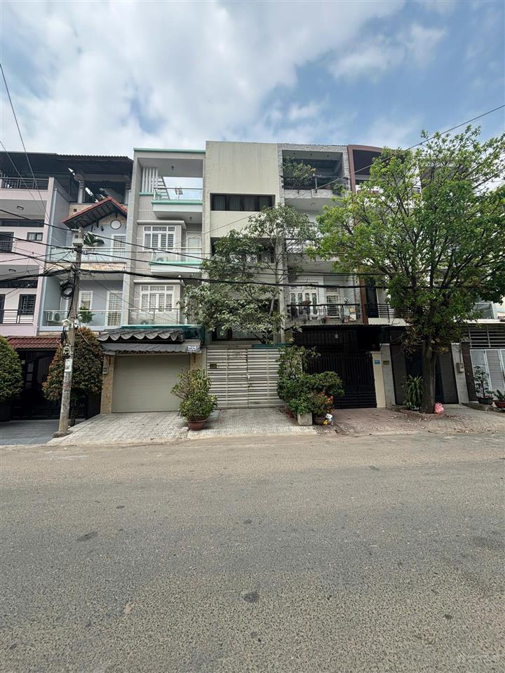 Nhà mtkd, 4x20m, khu saigoncoop, 5 tầng lầu, lê đức thọ, p15.