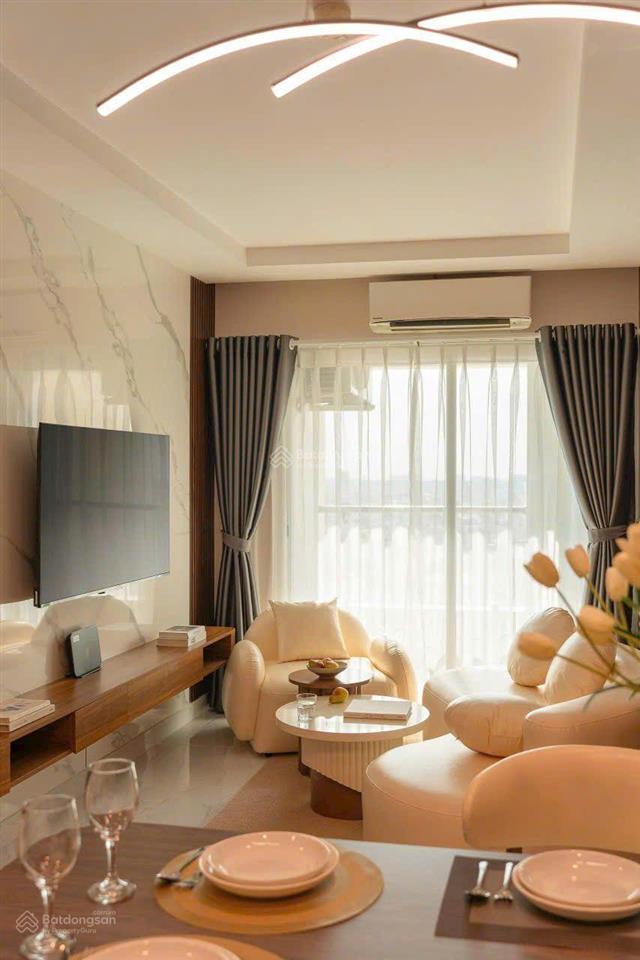 Newton 95m2,3pn nhà đẹp chỉ 8tỷ4 k bao 5% sổ  e 0797 799 ***