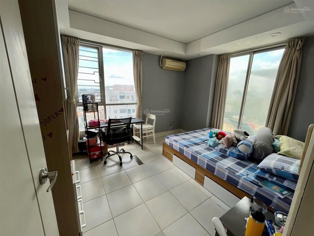 Penthouse botanic tower 199m2, 4pn, 3wc full nội thất 13 tỷ 750 triệu.  0797 799 *** ạ