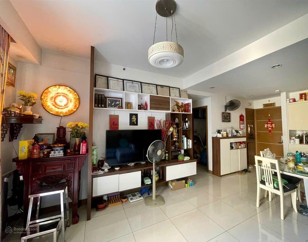 Sài gòn airport plaza 95m², 2pn full nội thất chỉ 7ty4 sổ sẵn  e 0797 799 *** ạ