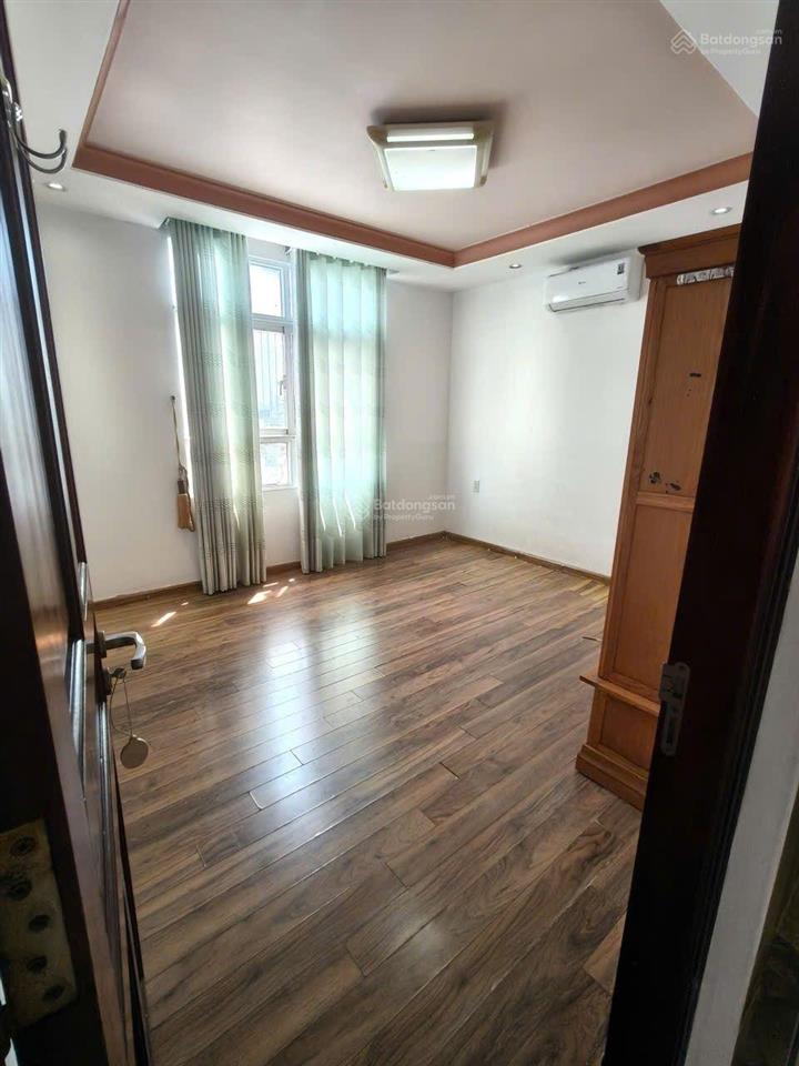 Cộng hòa plaza 100m2, 3pn ntcb chỉ 14tr ở liền  e 0797 799 *** ạ
