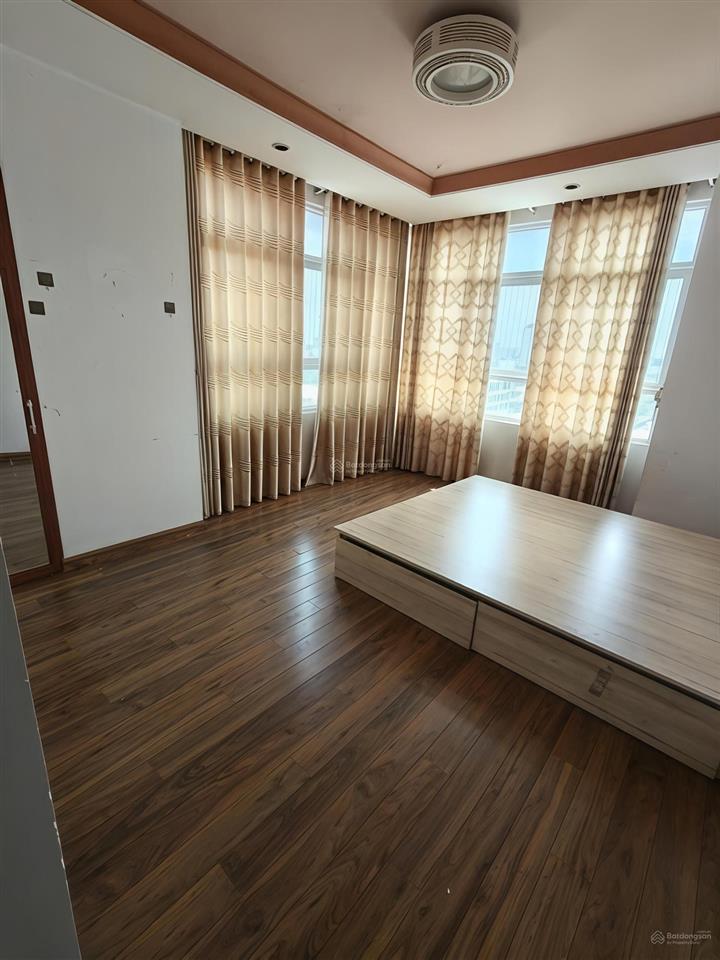 Cộng hòa plaza 100m2, 3pn ntcb chỉ 14tr ở liền  e 0797 799 *** ạ