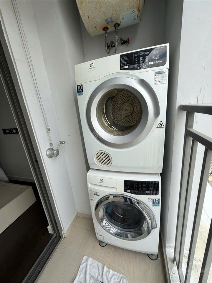 Newton residences 75m2, 2pn full nội thất đẹp chỉ 20tr có slot ô tô y hình  em 0797 799 *** ạ