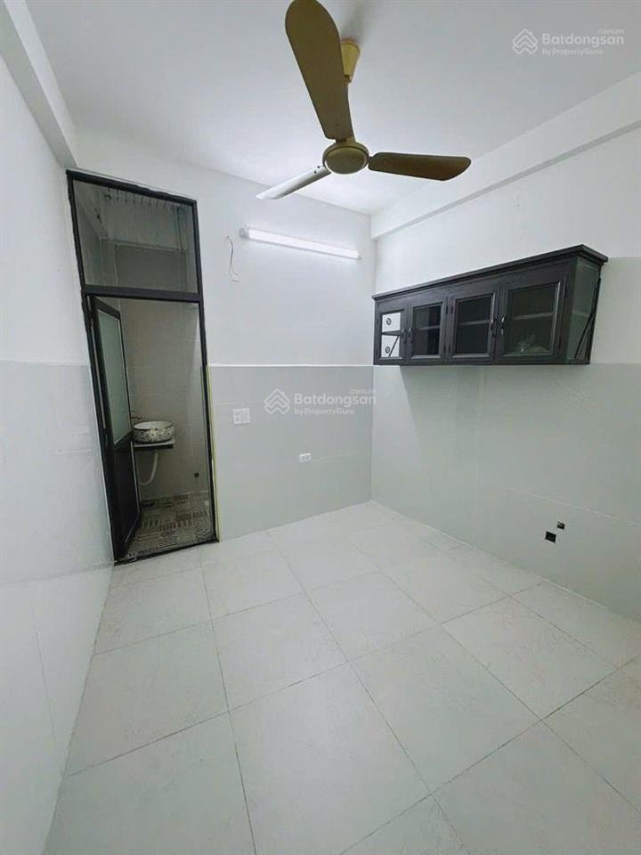 Hẻm ba gác xvnt hàng xanh sát mặt tiền chỉ 5.35 tỷ