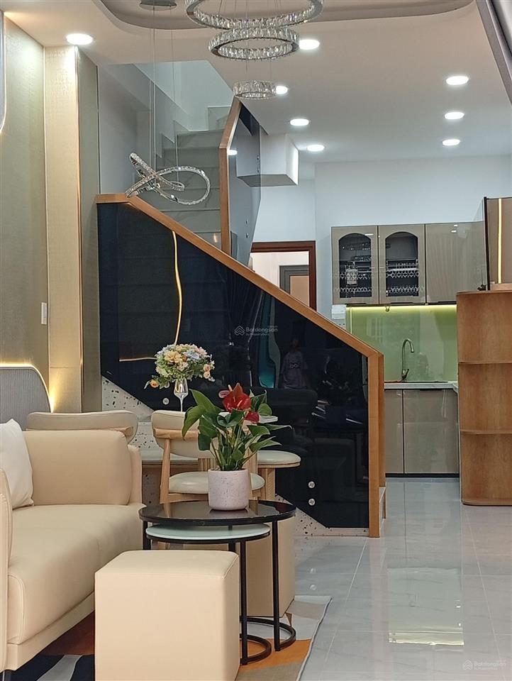 Hẻm đẹp nhà đẹp vũ tùng 50m phường gia định bình thạnh 6.8 tỷ