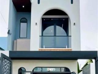 Bán nhà giá ngộp 2,5 tỷ tại trung tâm bình dương