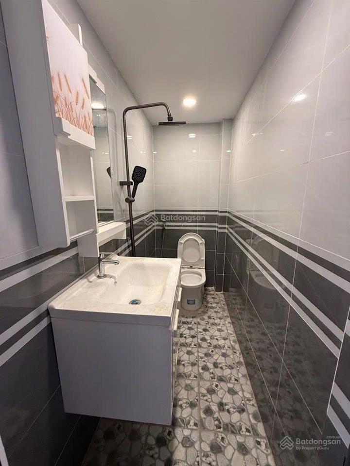 Nhà mới 4 tầng  diện tích 5x10=50m2  đường mạc vân cách cầu chà và 300m  nhỉnh 6ty