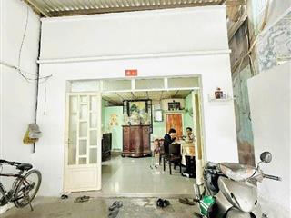 Nhà chính chủ đường phạm hùng 183m2  ngay cầu nguyễn tri phương