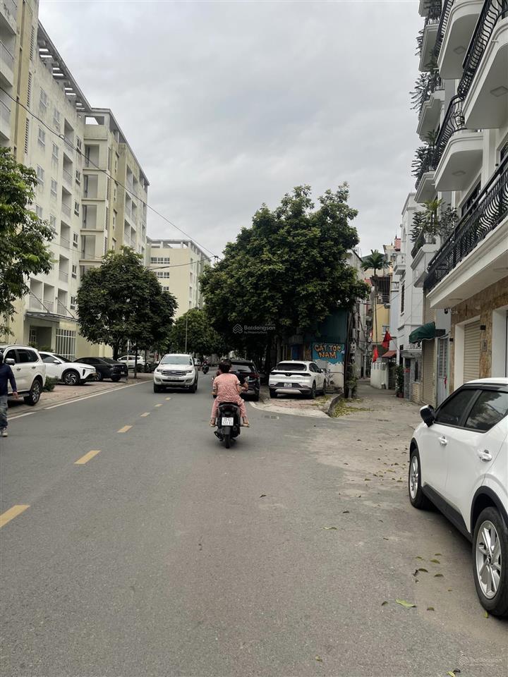 Bán đất 50m2 tại thượng thanh, 10,2 tỷ, p việt hưng, q.long biên, hà nội