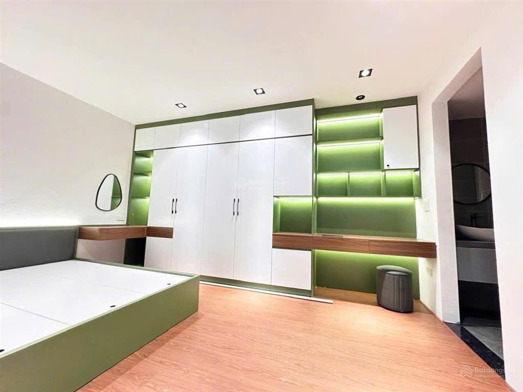 Bán nhà riêng tại lý sơn, thượng thanh, long biên, 8,3 tỷ, 30m2, tốt giá tốt