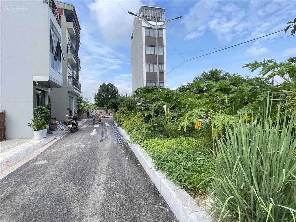 Bán đất tại thượng thanh, 5,7 tỷ, 30 m2, pháp lý đầy đủ