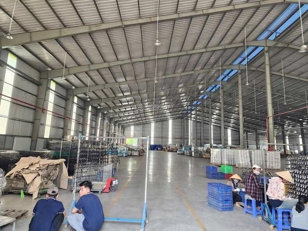 Tôi cần bán xưởng mặt tiền nhựa lớn , đang cho thuê 320tr 1tháng ,pccc tự động xưởng mới đẹp