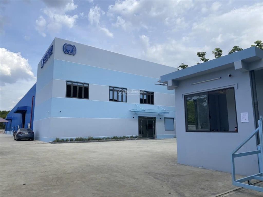 Bán xưởng đang cho thuê 180tr xưởng mới tại tân uyên , giấy tờ đầy đủ, vị trí đẹp