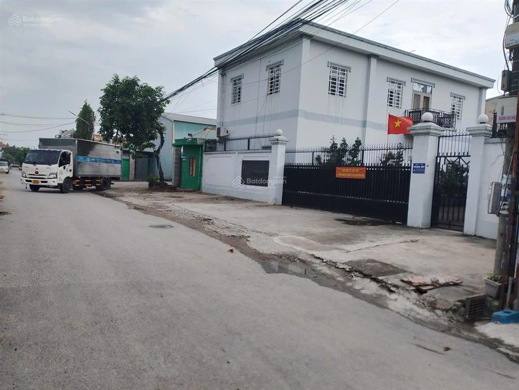 Bán xưởng đang sản xuất tại tân vĩnh hiệp 2300m2 xưởng có hoàn công đầy đủ , skc hạn còn 2056