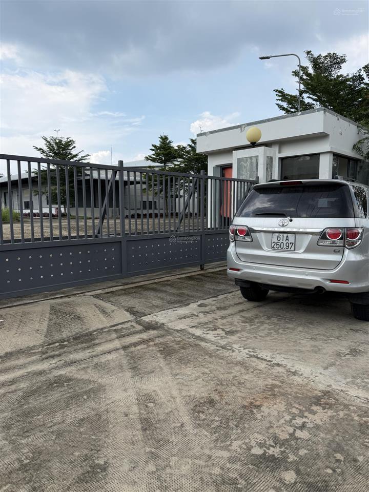 Bán xưởng kcn becamex chơn thành xưởng mới 100% tổng diện tích 18.000m2, giá 91,256 tỷ