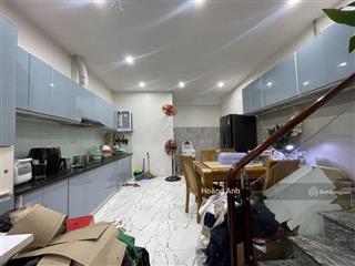 Ngã tư 7 hiền  vòng xoay lăng cha cả  khu vực vip tân bình  ngang 4,5m