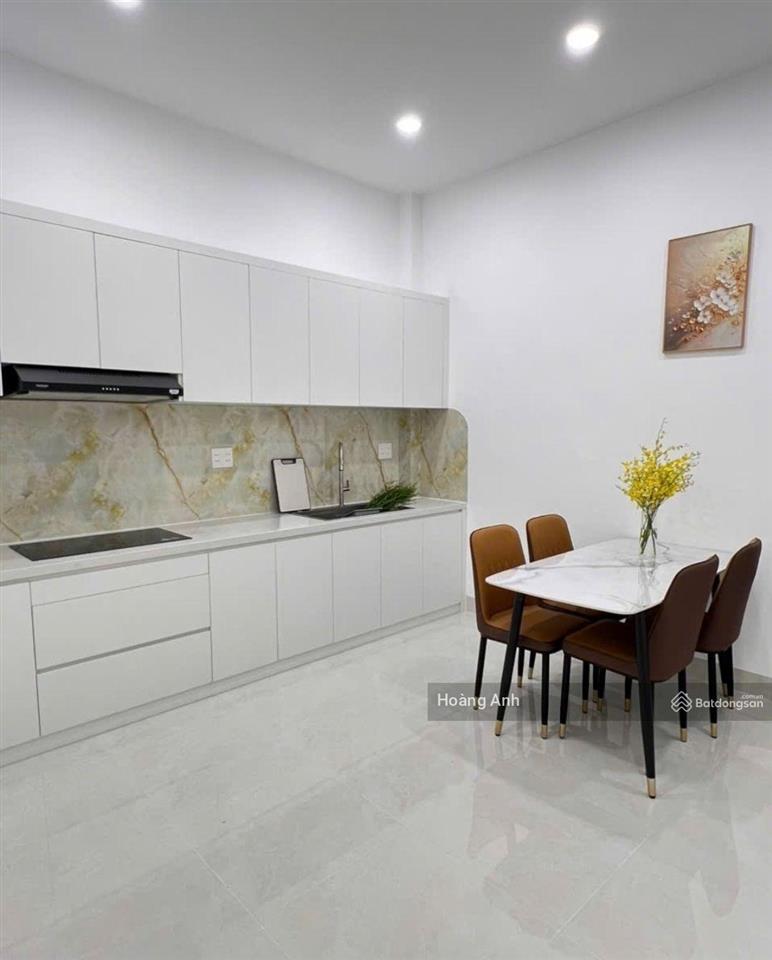 Trung tâm bình thạnh giáp quận 1 thiết kế sang trọng và tinh tế nở hậu tài lộc có phòng ngủ trệt