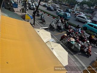 Mặt tiền phạm văn đồng  đang cho thuê buôn bán  nhà 3 mặt tiền