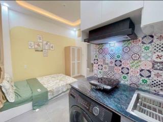 Chdv 6 phòng khép kín đặc biệt có thang máy  chủ tặng nội thất đầu đủ  dòng tiền đến 30tr/tháng