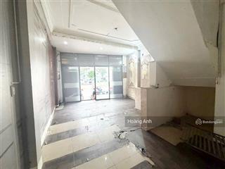 Mặt tiền phạm văn đồng  vỉa hè 6m  hoàn công đủ