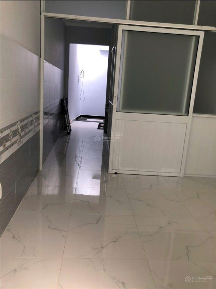 Hẻm thông cách trường sa 50m  hẻm xe máy tránh nhau thoải mái  giá chỉ nhỉnh 5 đồng