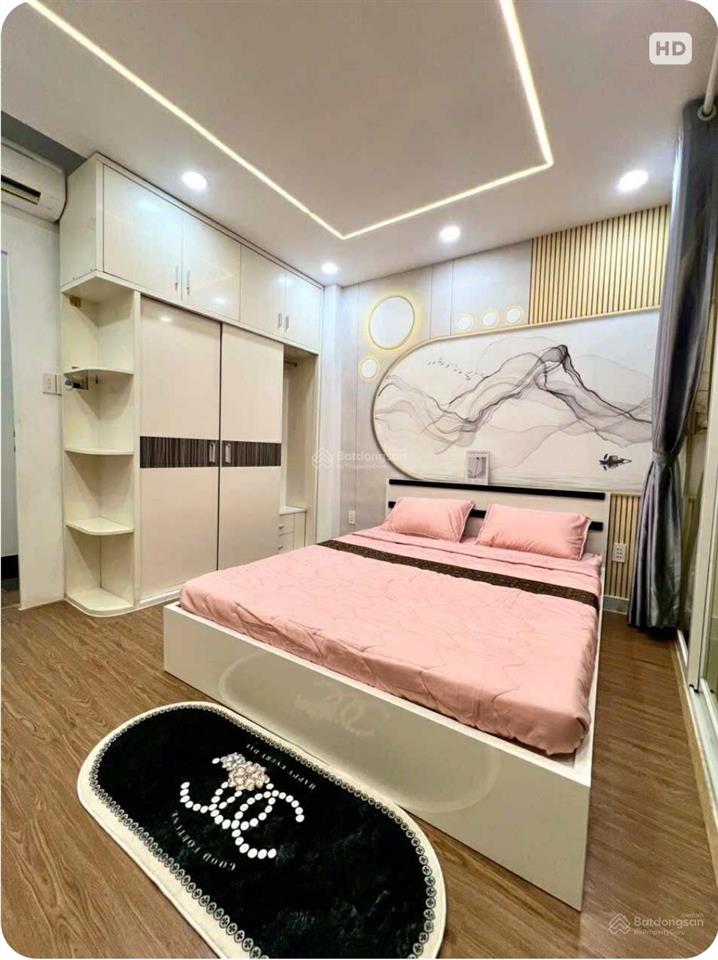 Nhà 4 tầng đúc btct  5pn  hẻm ba gác thông sát mặt tiền đường phan văn trị  nở hậu