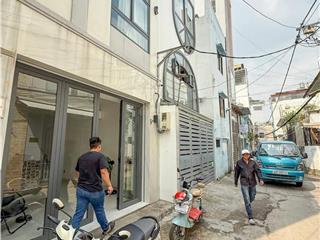 Hẻm xe tải  3 tầng  khu vực gần chợ, trường học nhiều tiện ích