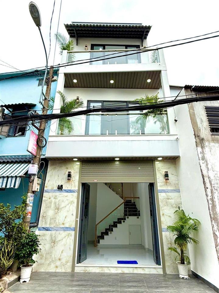 Mặt tiền kinh doanh buôn bán tốt  ngang 4,5m  3 tầng