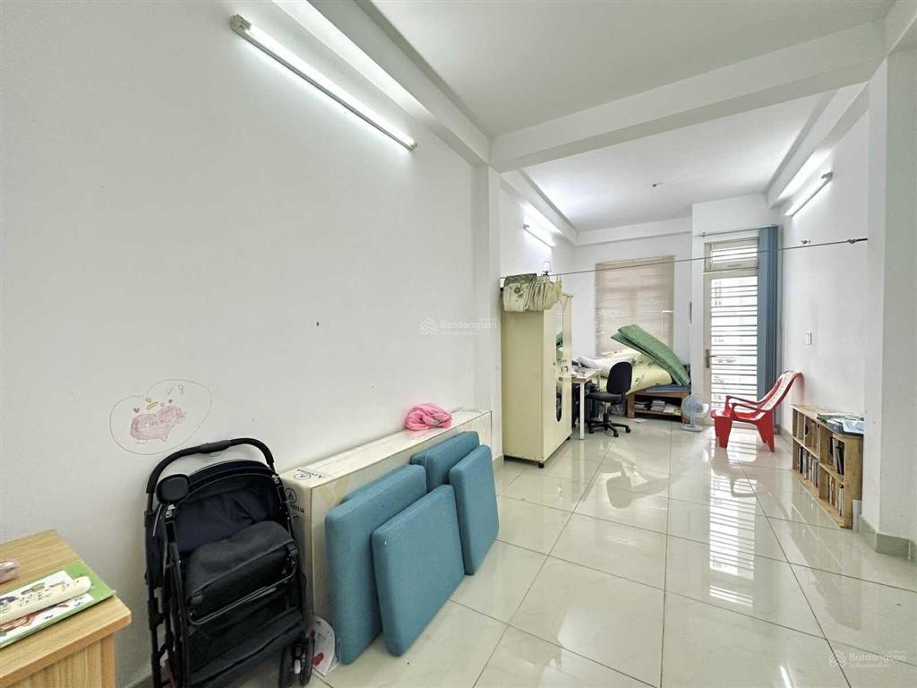 Đường hoa hẻm xe hơi 4,5m  2 căn ra mặt tiền  4 tầng