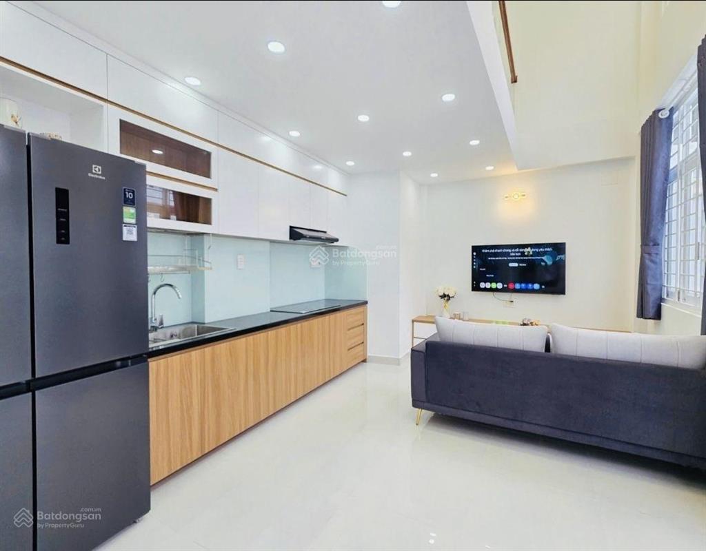 Nhà xây mới 5 tầng  full nội thất  dọn vào ở ngay  ngang hiếm 6m