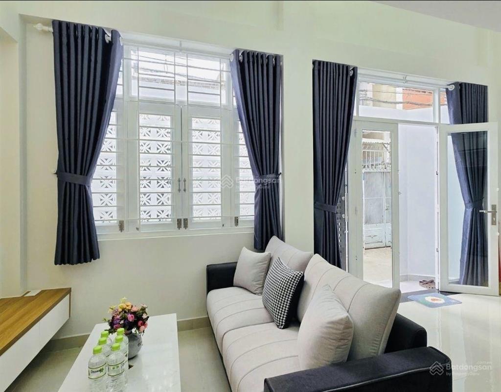 Nhà xây mới 5 tầng  full nội thất  dọn vào ở ngay  ngang hiếm 6m