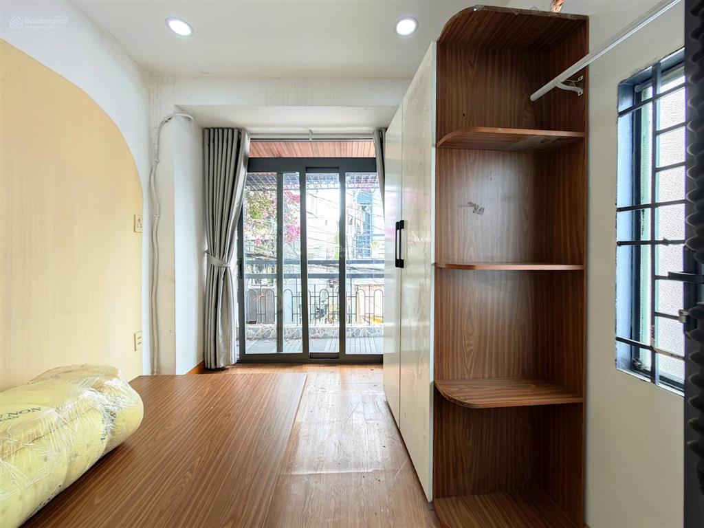 Chủ cần bán gấp giảm còn 2,99 tỏi  hẻm xe hơi 1 trục
