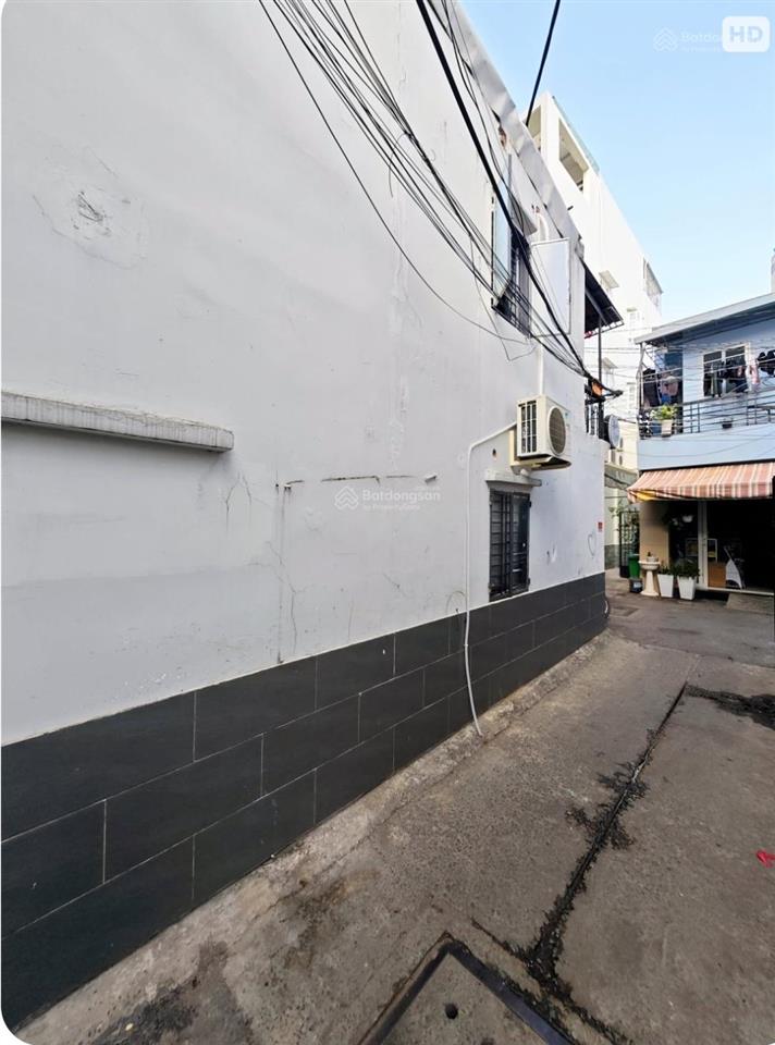Chủ cần bán gấp giảm còn 2,99 tỏi  hẻm xe hơi 1 trục