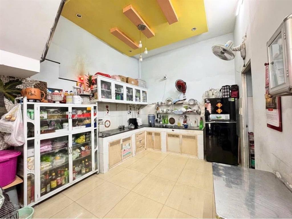 Chưa đến 7 đồng hẻm xe hơi  nhà 2 mặt tiền hẻm  nở hậu