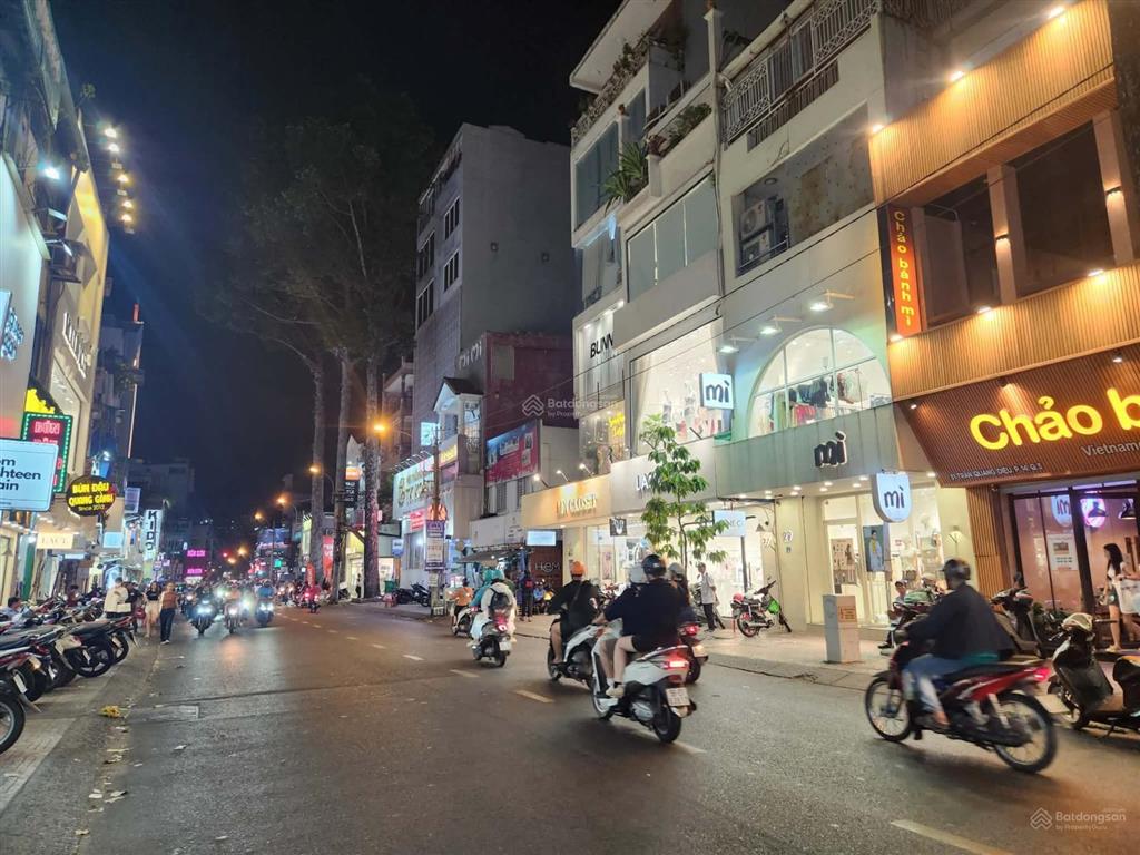 Phố thời trang ngay tt quận 3  6pn tiện khai thác chdv cho thuê