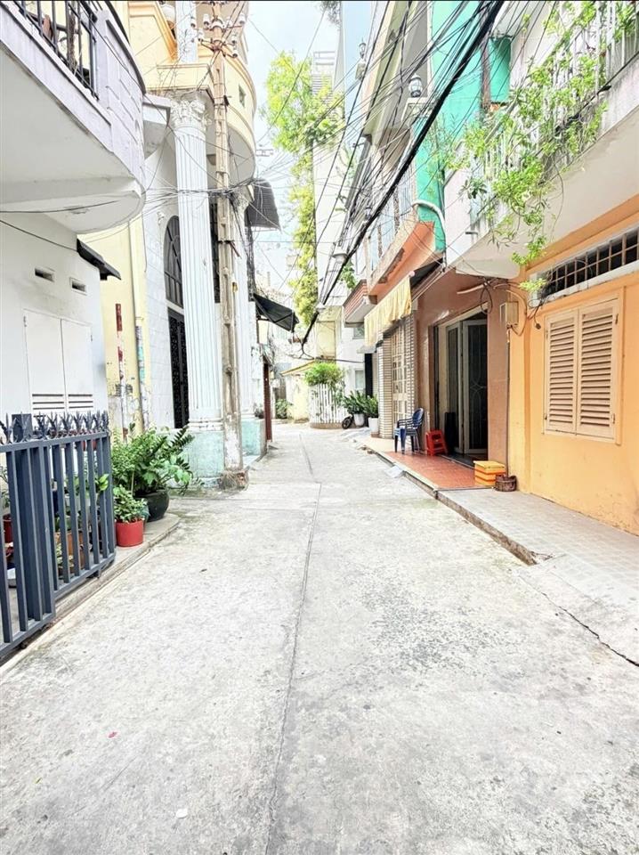 Nhỉnh 5 tỷ sở hữu nhà quận 3 cư xá đô thành  nhà cũ tiện cải tạo xây mới
