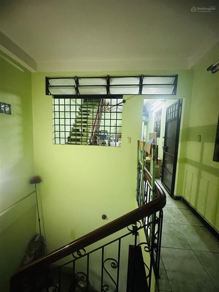 Gần chợ bà chiểu  20m ra mặt tiền đường lớn  5 tầng  6 phòng ngủ