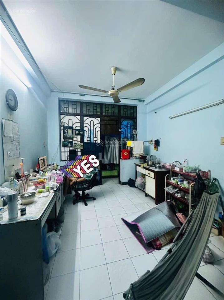 Gần chợ bà chiểu  20m ra mặt tiền đường lớn  5 tầng  6 phòng ngủ